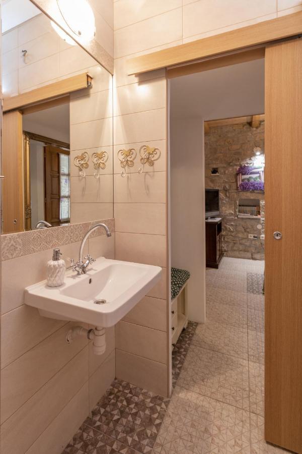 Apartment Tara Kaštela Eksteriør bilde